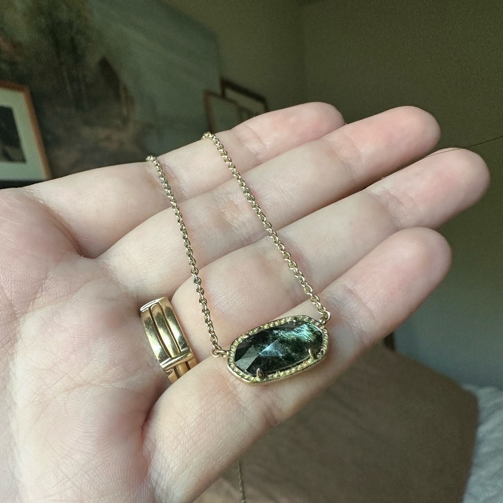Kendra Scott Elisa pendant green black